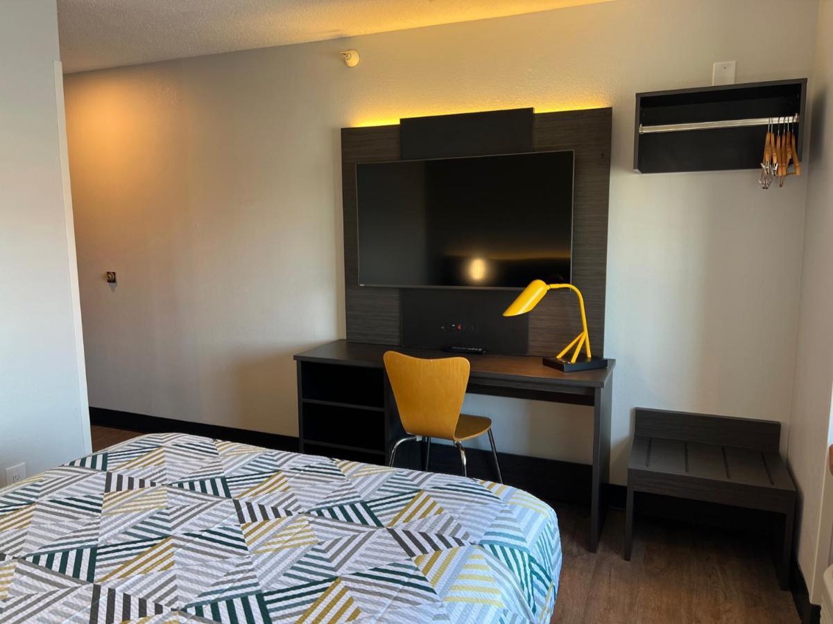 Motel 6 Indianapolis Carmel Extérieur photo