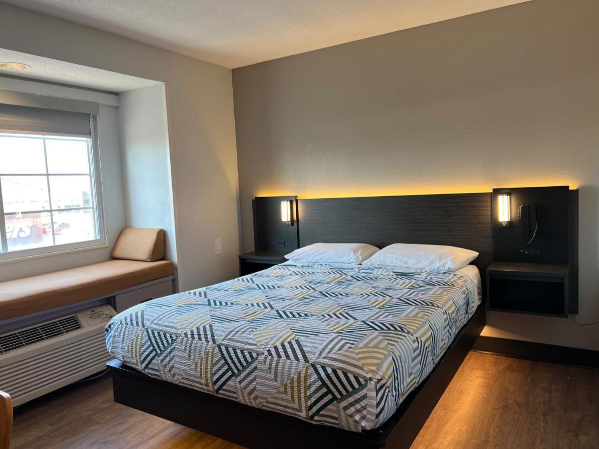 Motel 6 Indianapolis Carmel Extérieur photo