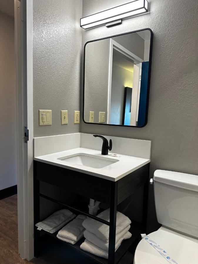 Motel 6 Indianapolis Carmel Extérieur photo