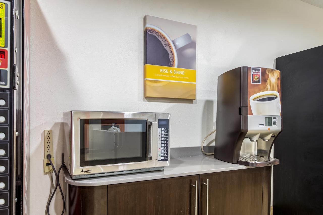 Motel 6 Indianapolis Carmel Extérieur photo